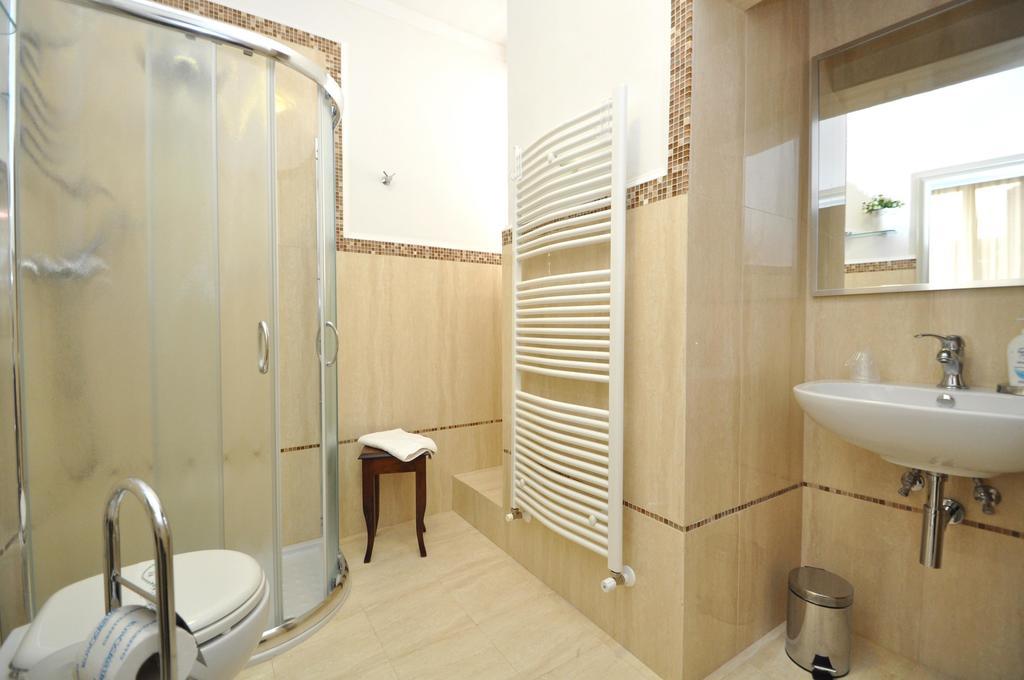 Palazzo De Donatis B&B Melissano Habitación foto